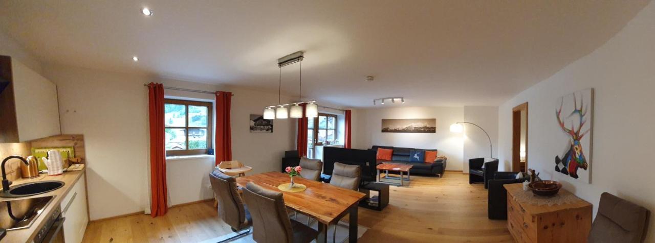 Apartment "Kuenstlhaeusl" Jochberg Buitenkant foto