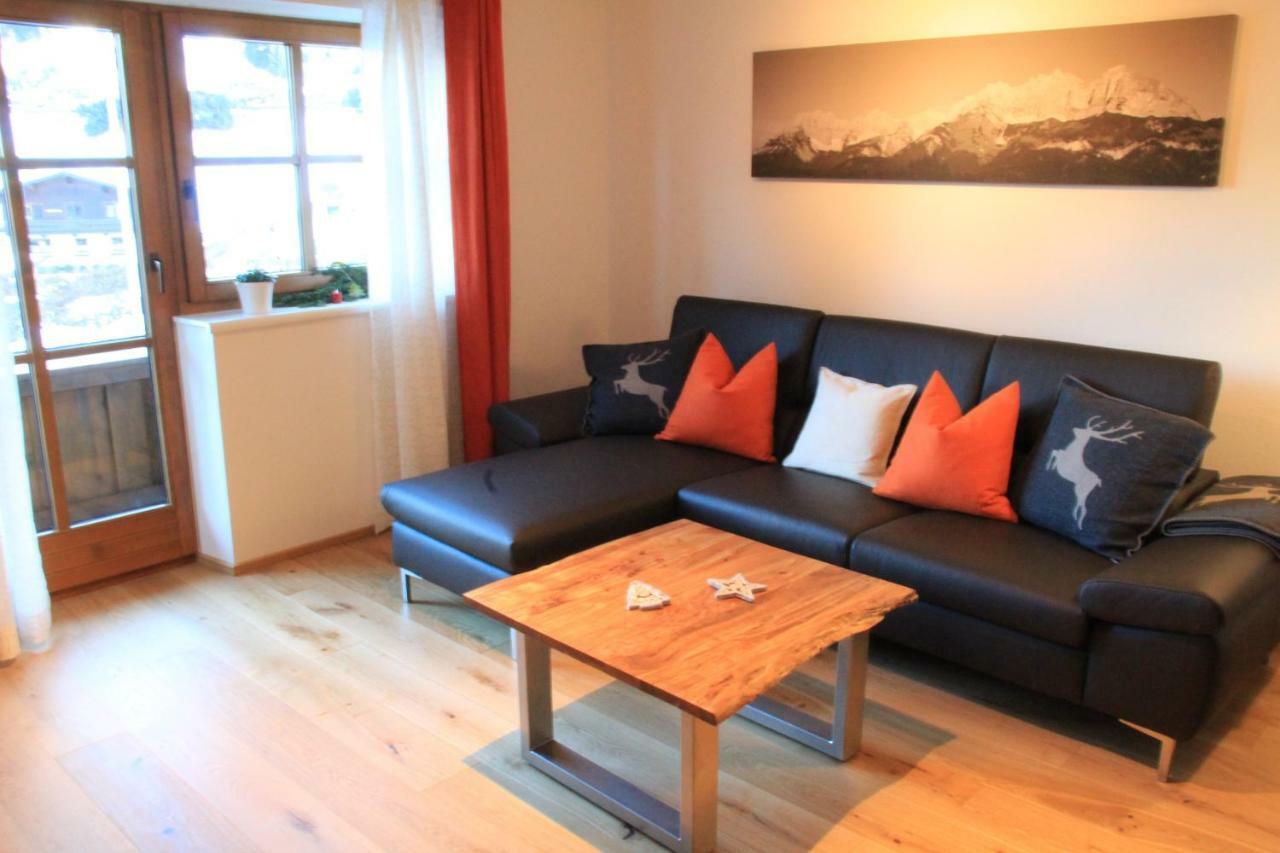 Apartment "Kuenstlhaeusl" Jochberg Buitenkant foto