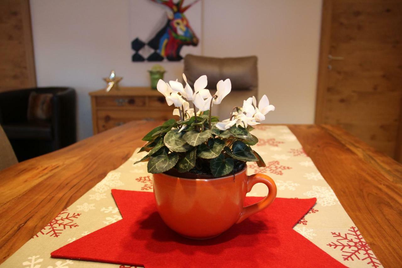 Apartment "Kuenstlhaeusl" Jochberg Buitenkant foto
